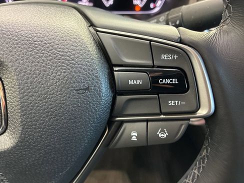 Used 2018 Honda Accord EX-L image 26