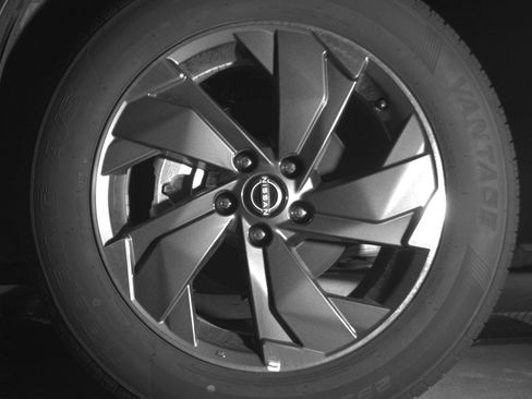 Used 2025 Nissan Rogue SV FWD image 12