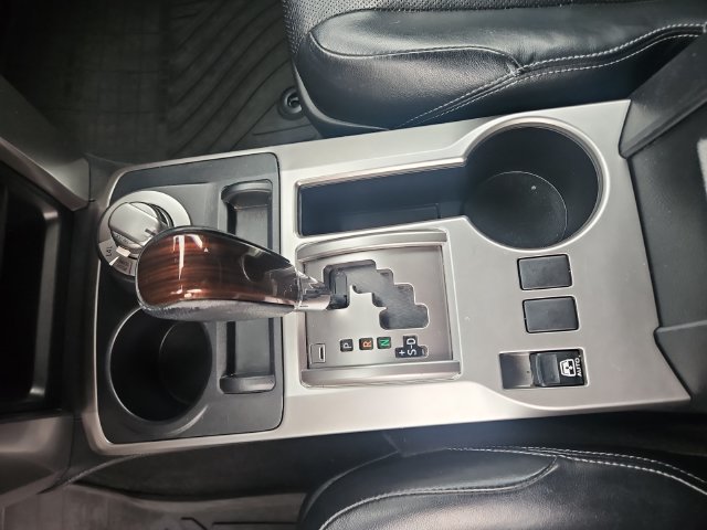 Used 2015 Toyota 4Runner Limited AWD/4WD image 26