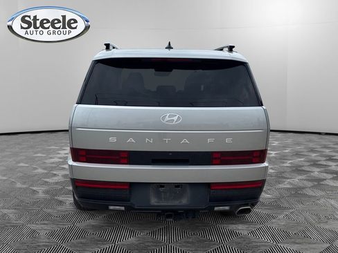 Used 2025 Hyundai Santa Fe SEL image 4