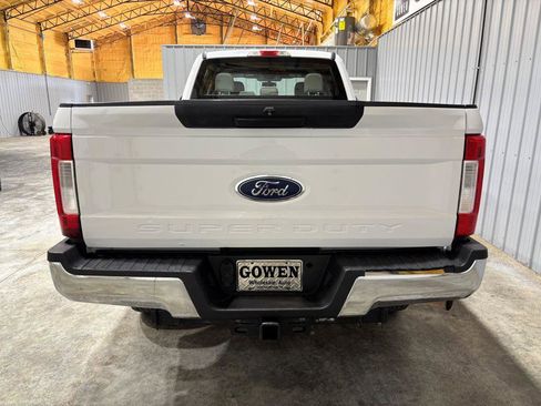 Used 2019 Ford F250 XL w/ Power Equipment Group AWD/4WD image 8