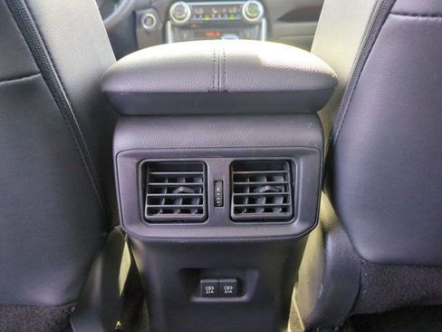 Used 2021 Toyota RAV4 XLE Premium image 27