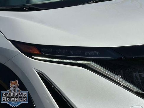 Used 2024 Nissan Ariya AWD image 11