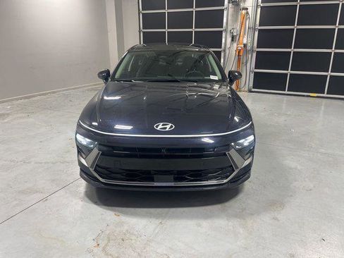 New 2025 Hyundai Sonata Limited image 2