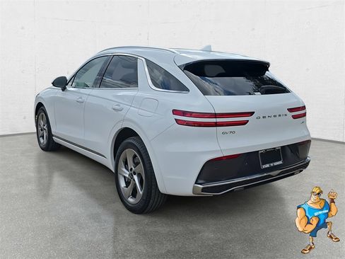 Used 2026 Genesis GV70 2.5T image 7