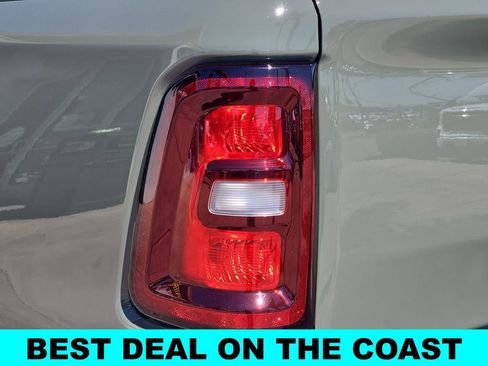 New 2026 RAM 1500 Express AWD/4WD image 40