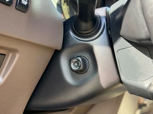 Used 2018 Lexus GX 460 Premium AWD/4WD image 24
