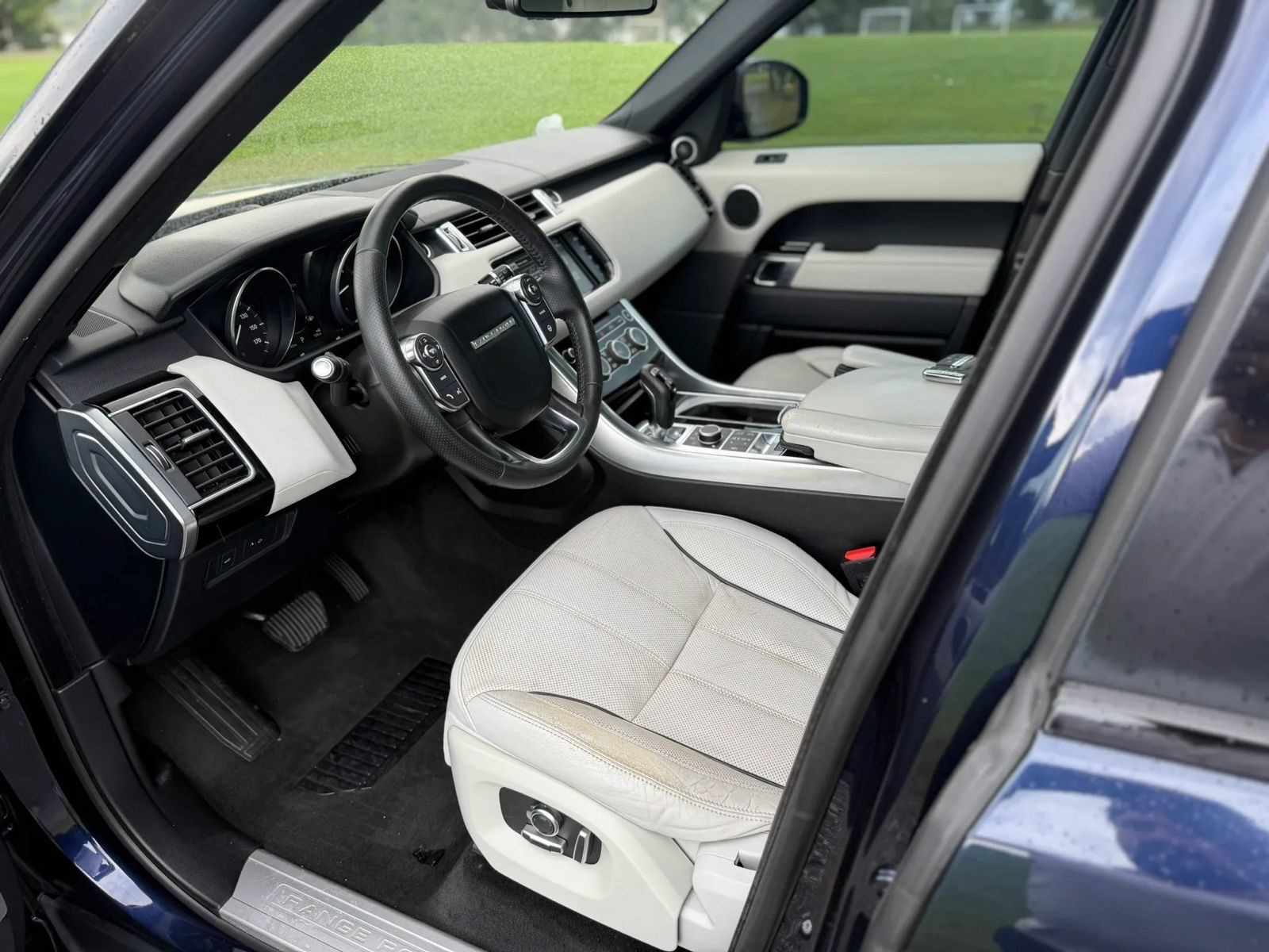 Used 2016 Land Rover Range Rover Sport HSE AWD/4WD image 79