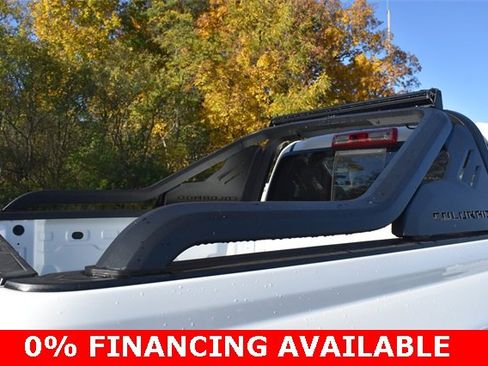 New 2025 Chevrolet Colorado Z71 w/ Midnight Edition image 17