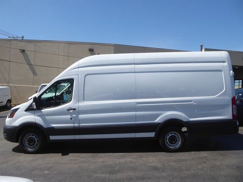 Used 2023 Ford Transit 250 148 High Roof Extended w/ Load Area Protection Package image 4