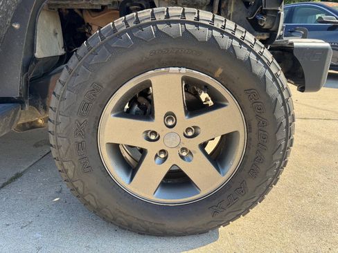 Used 2010 Jeep Wrangler Sport AWD/4WD image 18