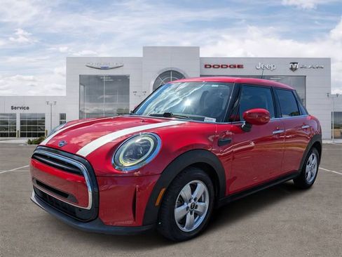 Used 2022 MINI Cooper 4-Door Hardtop w/ Storage Package FWD image 5