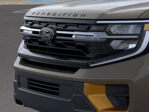 New 2026 Ford Expedition Tremor image 17