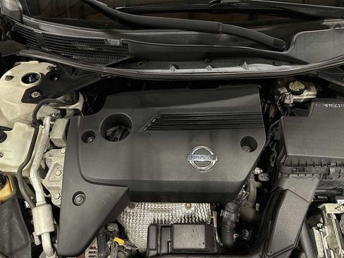 Used 2013 Nissan Altima 2.5 SV w/ 2.5SV Convenience Pkg FWD image 11