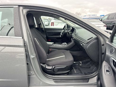 Used 2022 Hyundai Sonata SEL w/ Preferred Accessory Package image 15