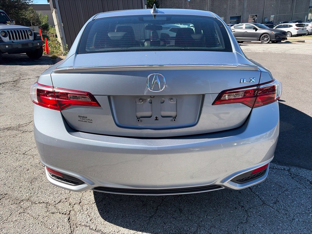 Used 2016 Acura ILX FWD image 6