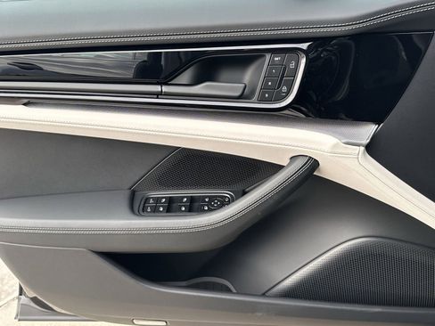 New 2026 Porsche Panamera 4 AWD/4WD image 15