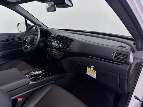 New 2026 Honda Ridgeline Black Edition image 30