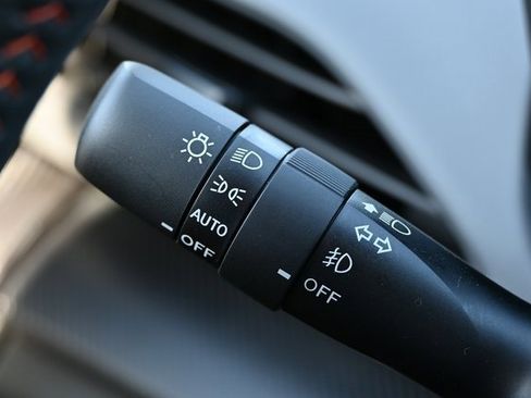 New 2026 Subaru Crosstrek 2.5i Limited image 31