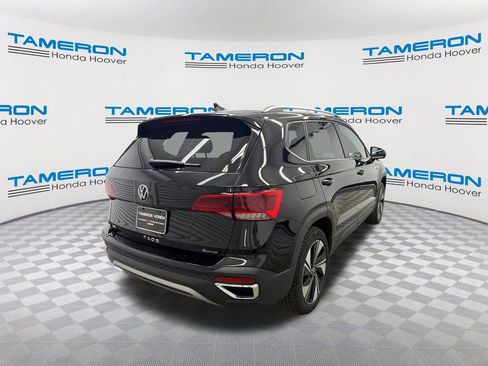 Used 2024 Volkswagen Taos SE AWD/4WD image 5
