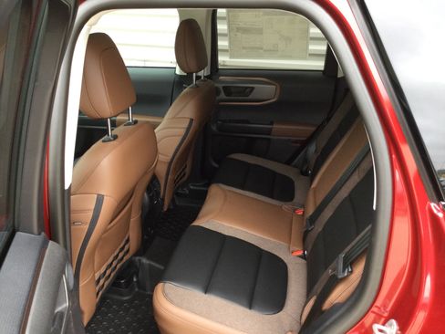 New 2025 Ford Bronco Sport Outer Banks image 7