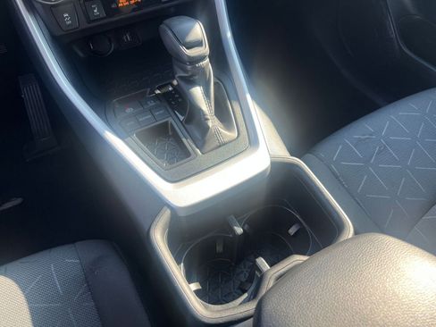 Used 2025 Toyota RAV4 XLE image 41