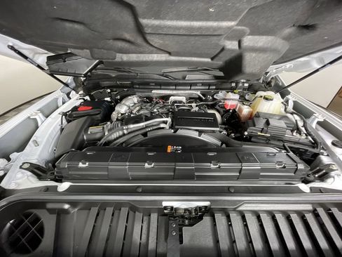 Used 2024 GMC Sierra 2500 Pro w/ Convenience Package image 29