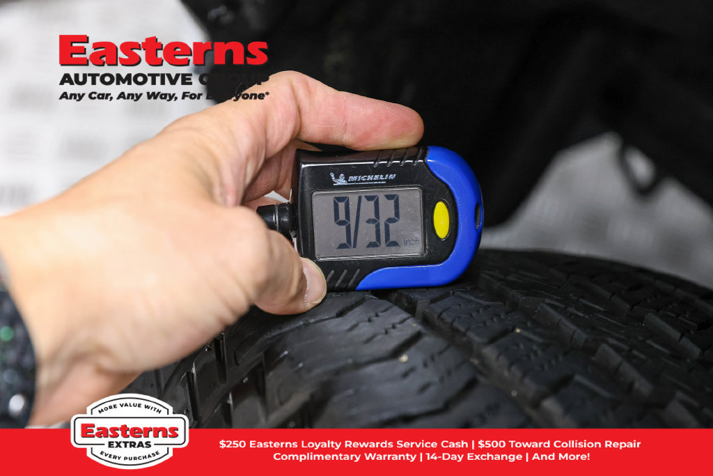 Used 2025 Toyota Tacoma SR RWD image 24