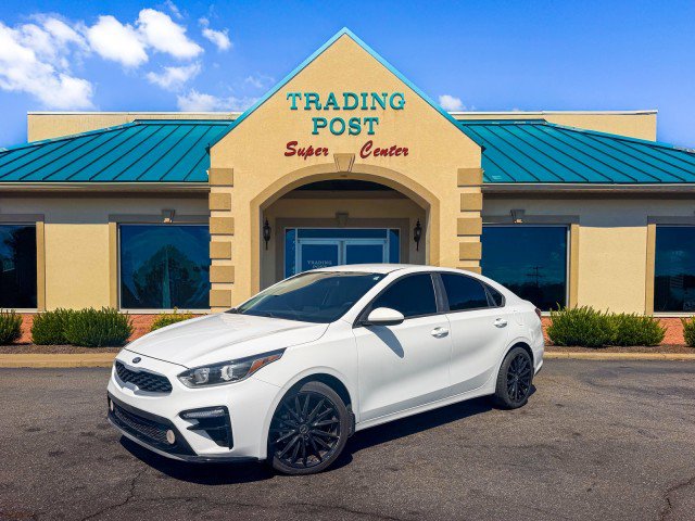 Used 2019 Kia Forte LXS FWD image 2