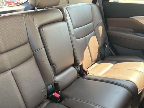 Used 2015 Nissan Murano Platinum w/ Platinum Technology Package AWD/4WD image 45