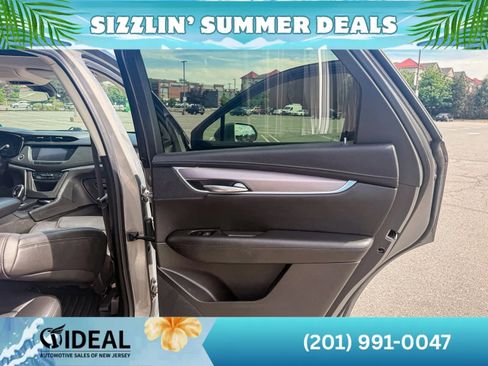 Used 2019 Cadillac XT5 Premium Luxury AWD/4WD image 14