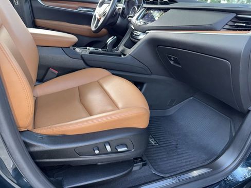 Used 2024 Cadillac XT5 Premium Luxury image 21