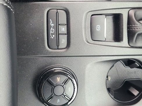 Used 2024 Ford Ranger XLT w/ FX4 Off-Road Package image 27