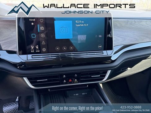 New 2025 Volkswagen Atlas SE AWD/4WD image 12