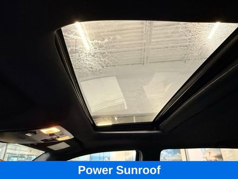 Used 2021 Toyota Tacoma Limited image 33