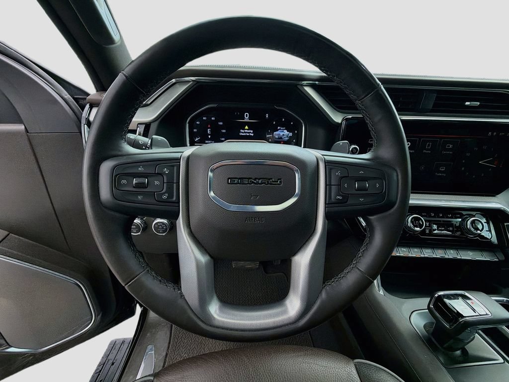 Used 2025 GMC Sierra 1500 Denali w/ Denali Reserve Package AWD/4WD image 11