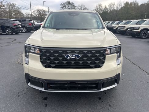 New 2025 Ford Maverick XLT w/ Equipment Group 302A image 23