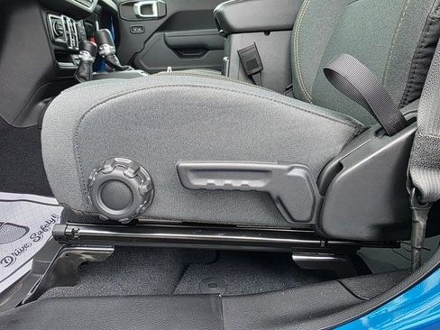 New 2026 Jeep Gladiator Sport image 12