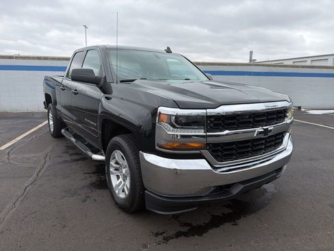 Used 2017 Chevrolet Silverado 1500 LT w/ LT Plus Package image 7