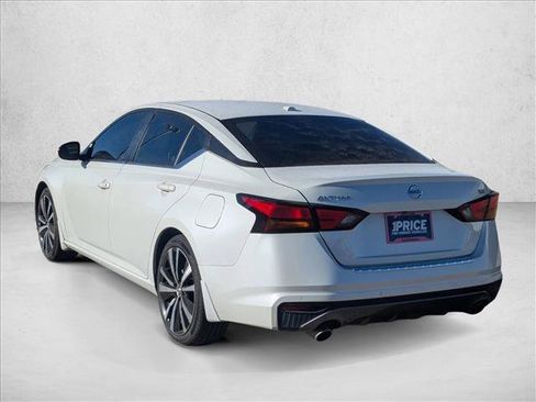 Used 2022 Nissan Altima 2.5 SR image 8
