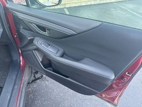 Used 2021 Subaru Outback Premium image 41