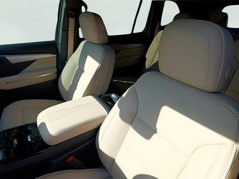 New 2026 Buick Enclave Preferred w/ Power Package image 10