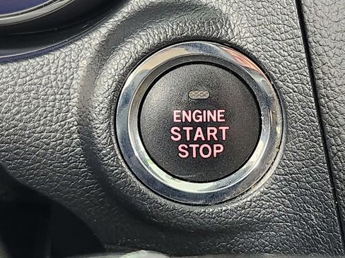 Used 2019 Subaru Outback 2.5i Limited AWD/4WD image 25