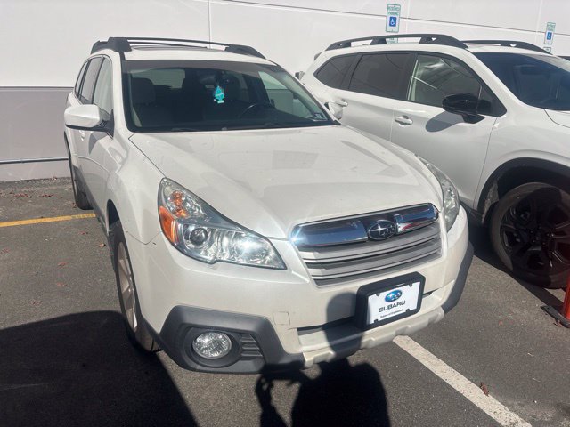Used 2014 Subaru Outback 2.5i Limited w/ Moonroof Package AWD/4WD image 11