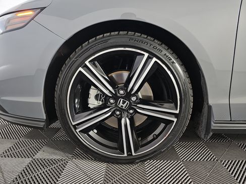Certified 2025 Honda Accord Sport image 10