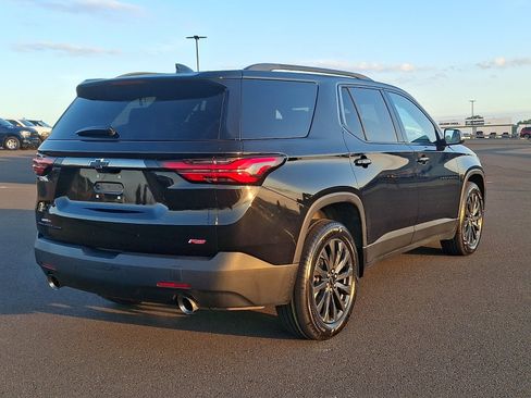 Used 2023 Chevrolet Traverse RS w/ LPO, Floor Liner Package AWD/4WD image 6