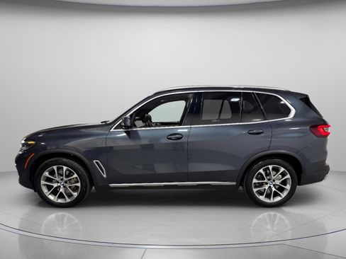 Used 2021 BMW X5 xDrive40i w/ Premium Package image 2