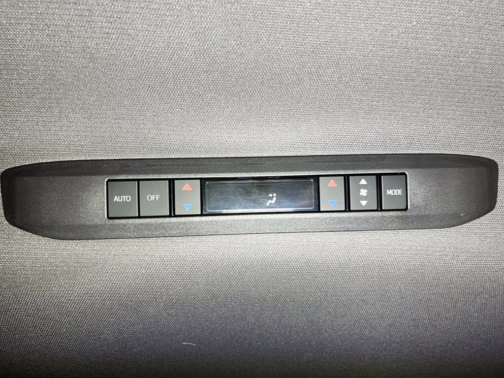 Used 2024 Toyota Sienna XLE Woodland Edition AWD/4WD image 18