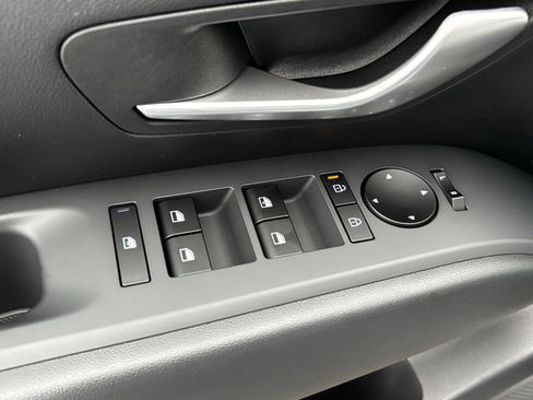 New 2026 Hyundai Tucson SE image 11