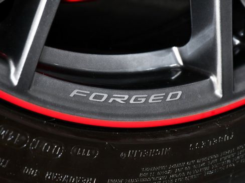 Used 2024 Chevrolet Corvette Stingray w/ Z51 Performance Package image 97